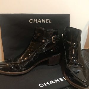 CHANEL🖤 black chic booties 🖤